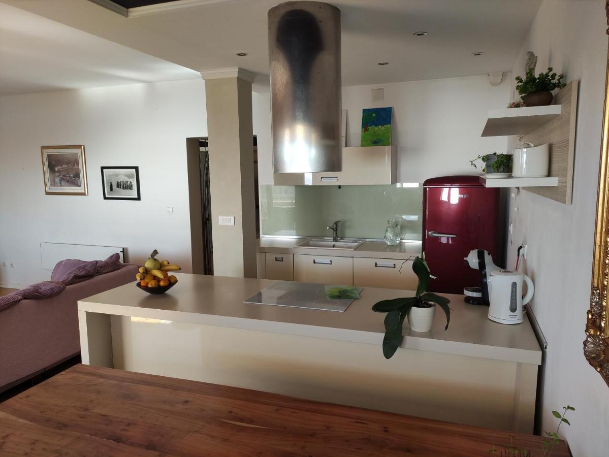 ספליט Apartments Marina מראה חיצוני תמונה